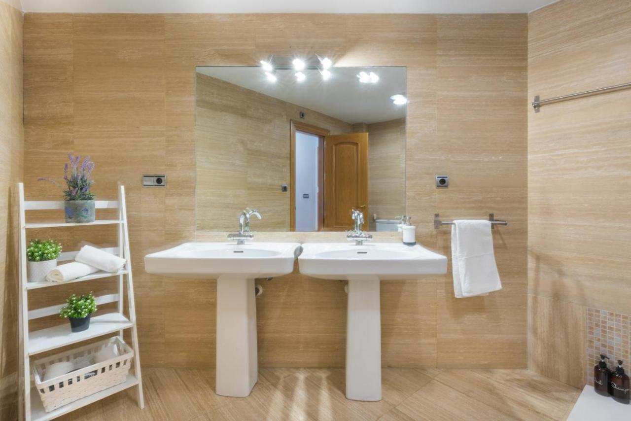 Apartamento Moderno Calle Larios Málaga Exterior foto